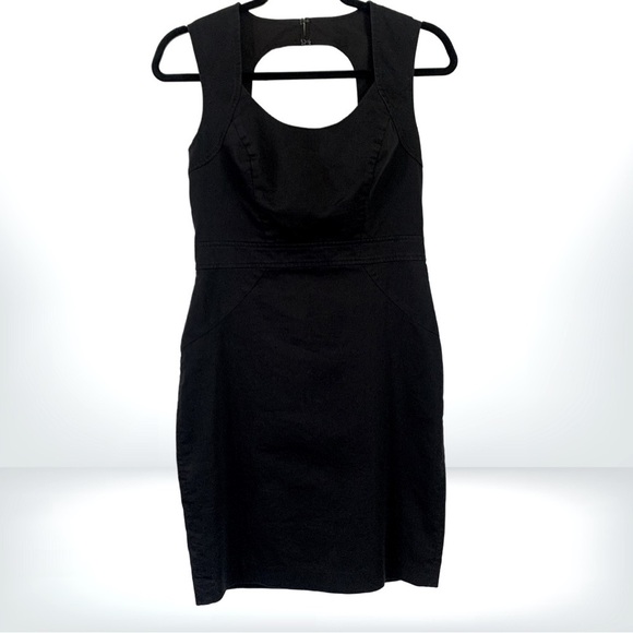 Ann Taylor Scoop Neck Sleeveless Sheath Black Dress, size 0 - Picture 1 of 9